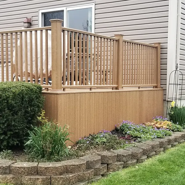 Backyard deck with lattice privacy railing